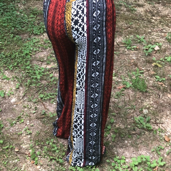 Soft flowy pants - Picture 2 of 2